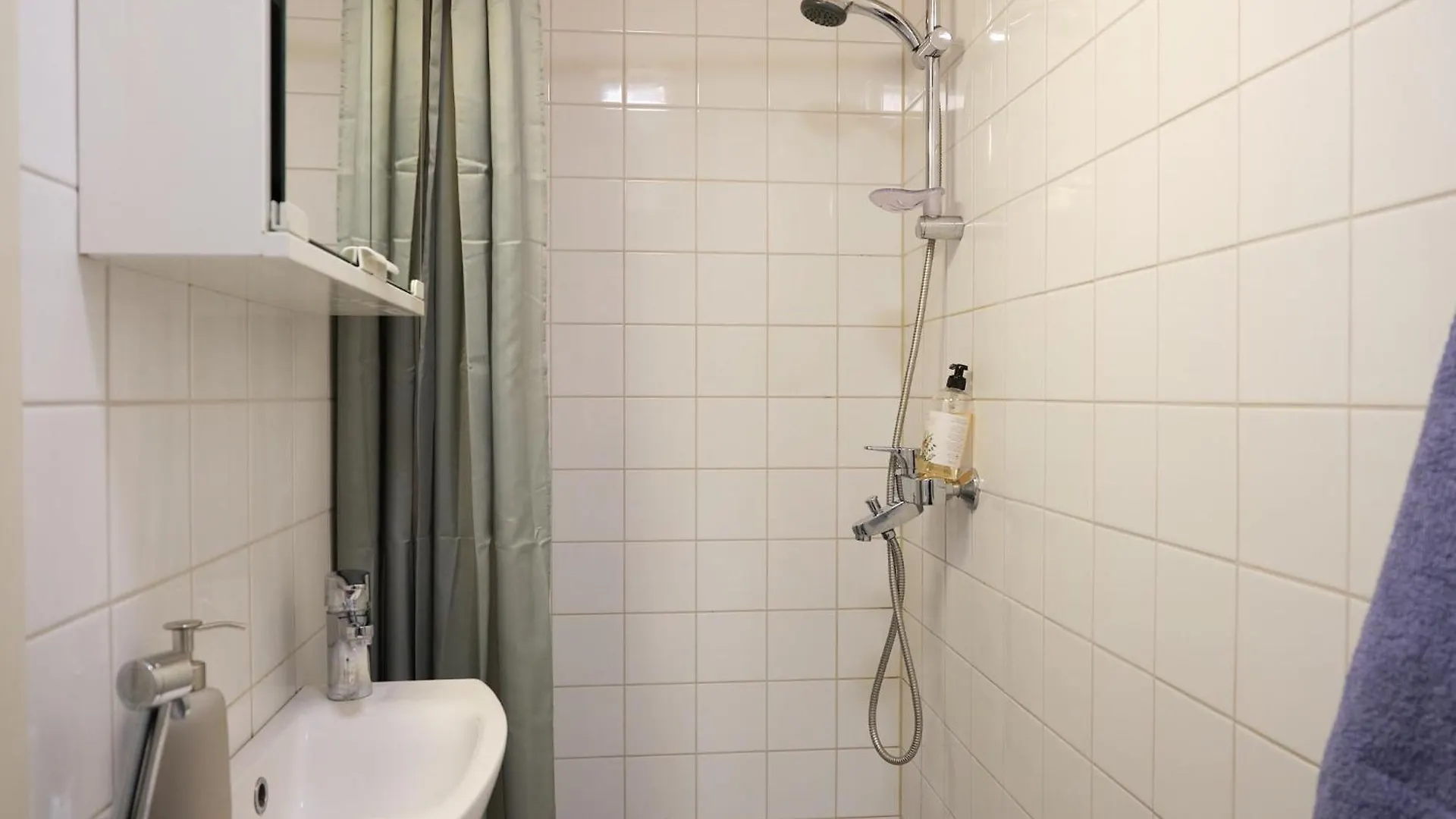 Cozy & Peaceful Kallio Studio Near Everything Helsinki Apartment